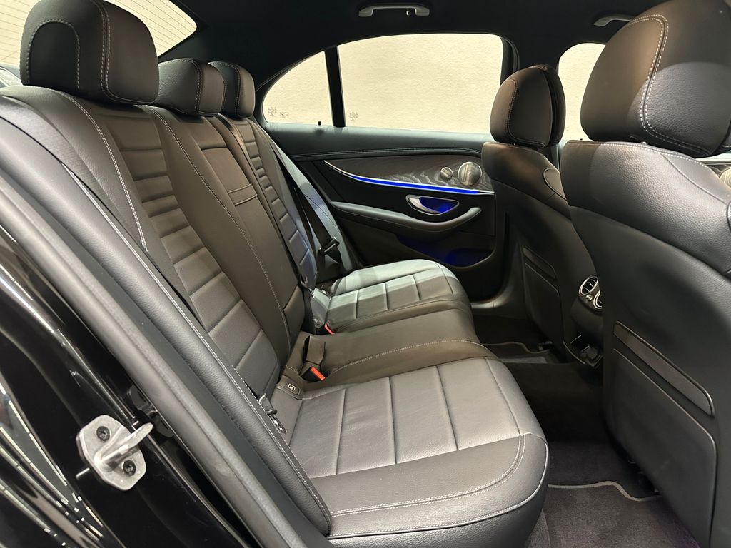 Mercedes-Benz E 300 2021