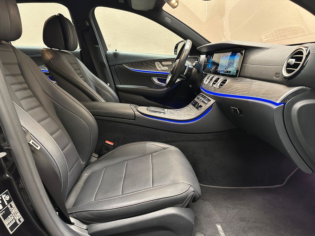 Mercedes-Benz E 300 2021