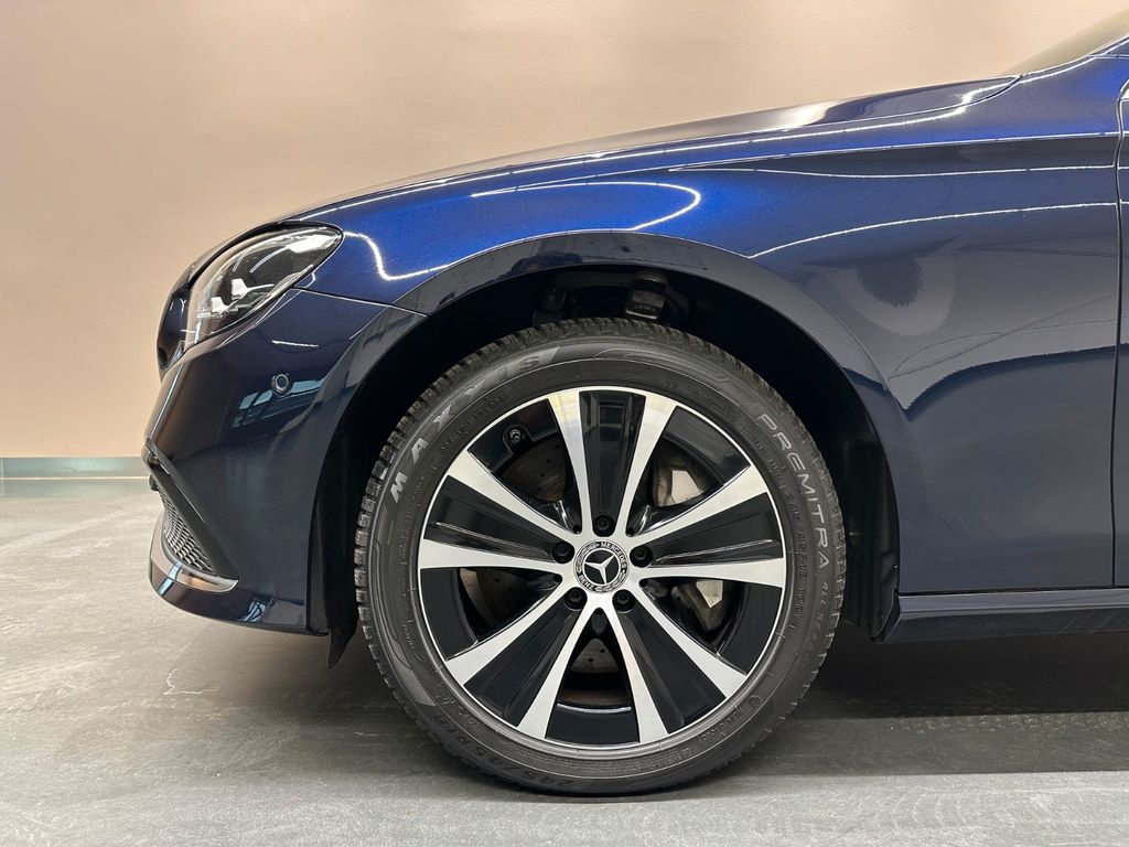 Mercedes-Benz E 300 2022