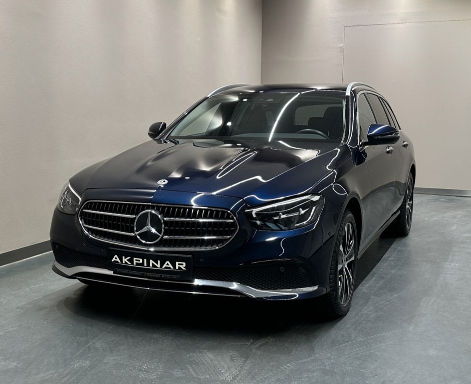Mercedes-Benz E 300 2022