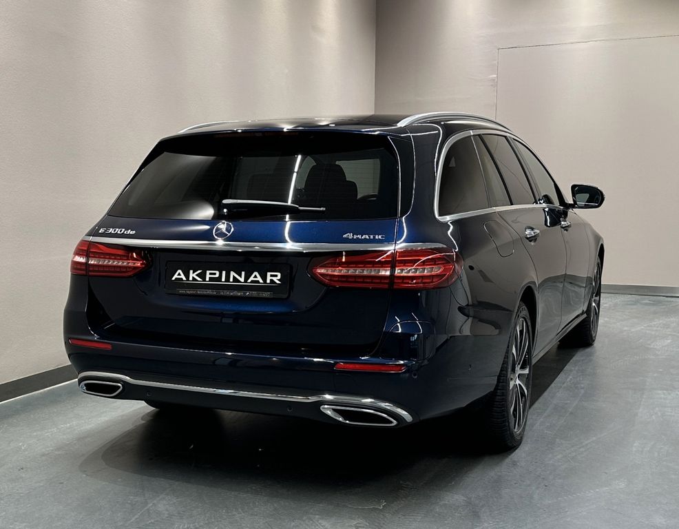 Mercedes-Benz E 300 2022