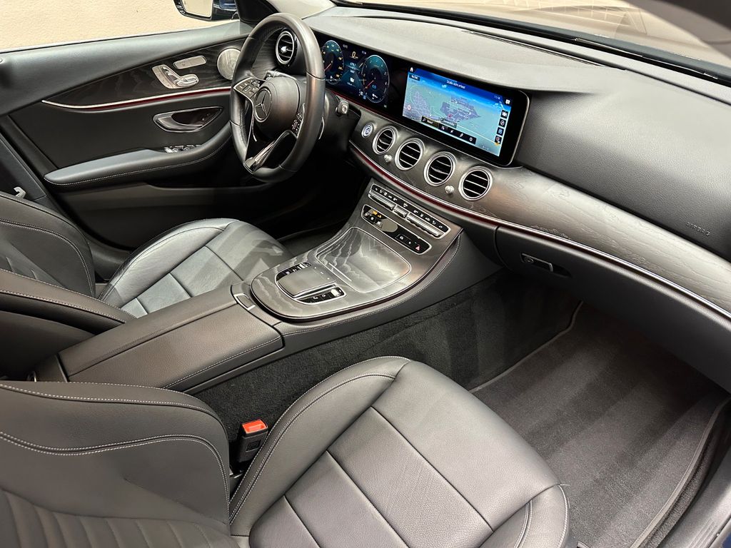 Mercedes-Benz E 300 2022