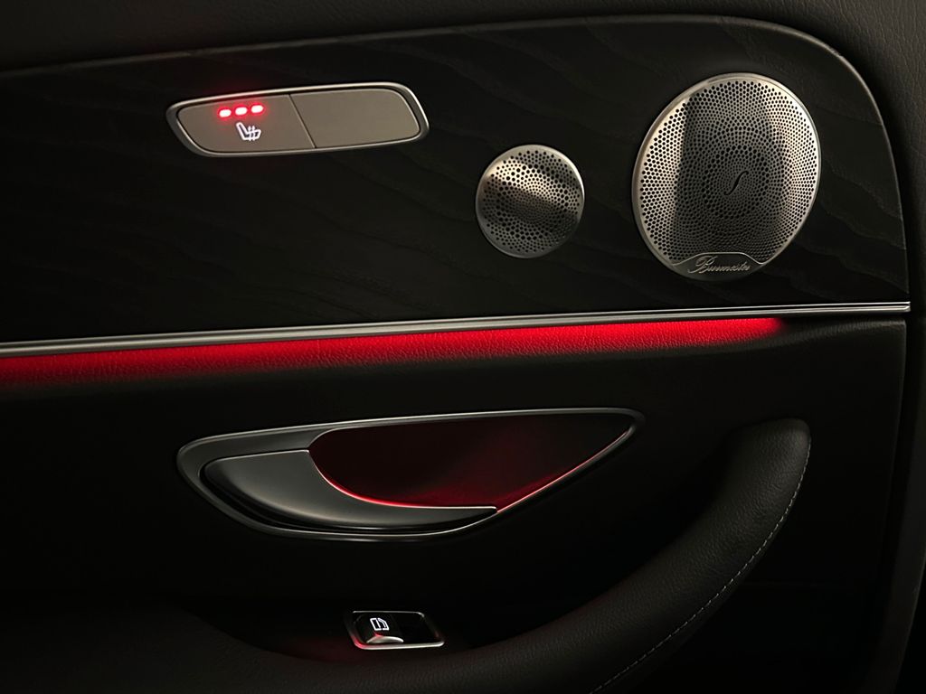 Mercedes-Benz E 300 2022