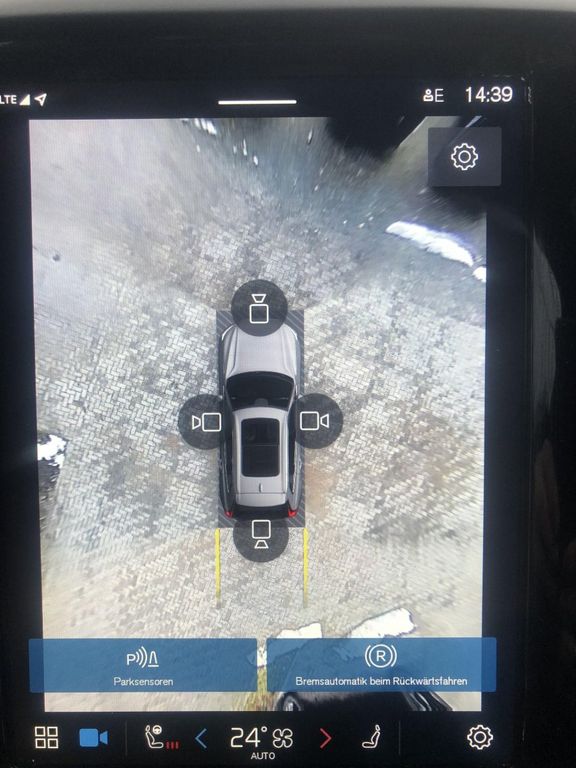 Volvo XC60 2025