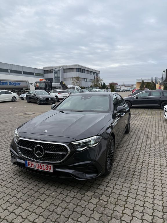 Mercedes-Benz E 220 2025