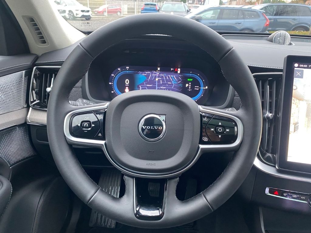 Volvo XC90 2025