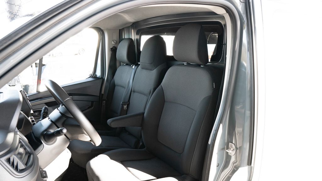 Nissan Primastar 2023