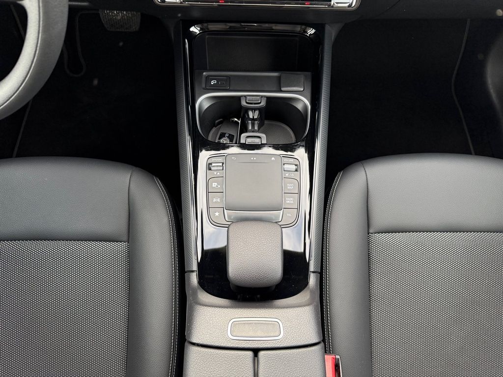 Mercedes-Benz B 250 2022