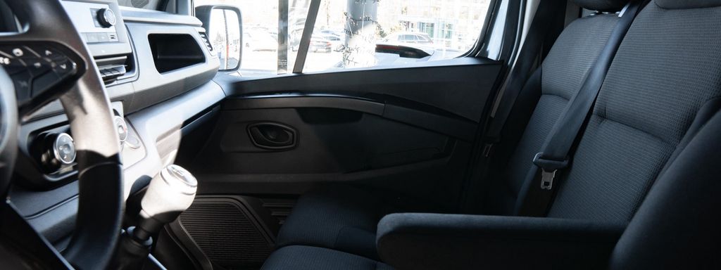 Nissan Primastar 2023