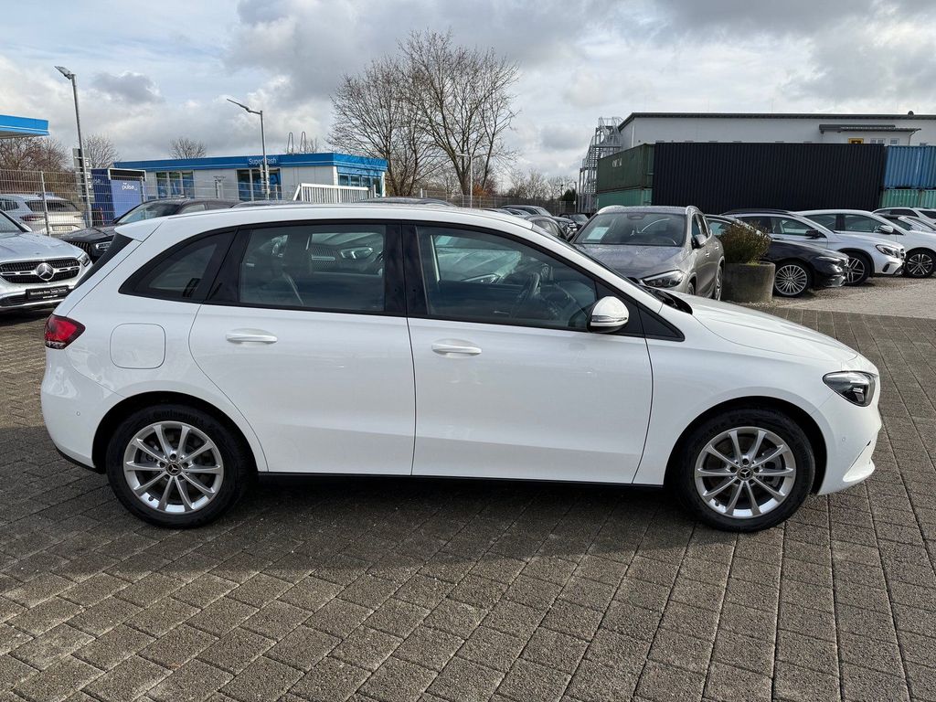 Mercedes-Benz B 250 2022