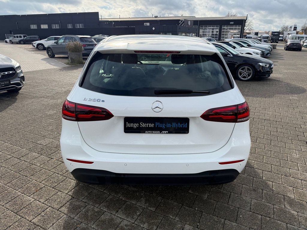 Mercedes-Benz B 250 2022