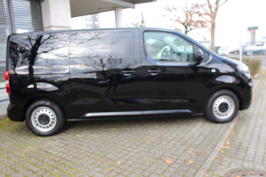 Opel Vivaro 2022
