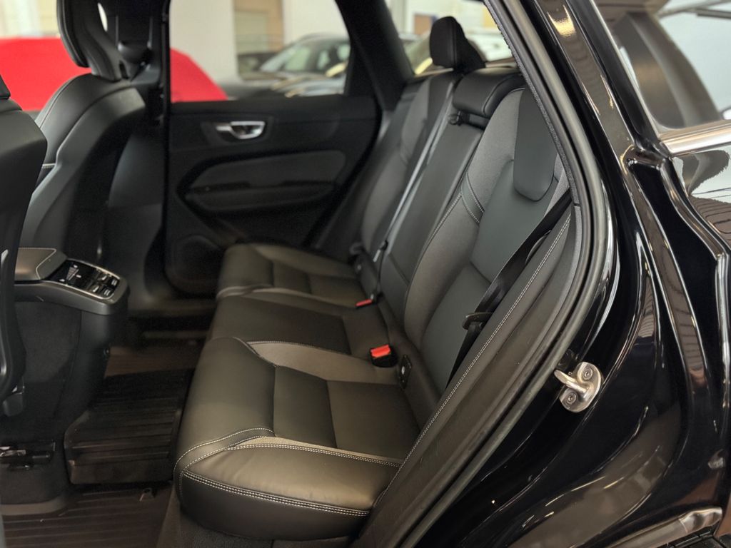 Volvo XC60 2022
