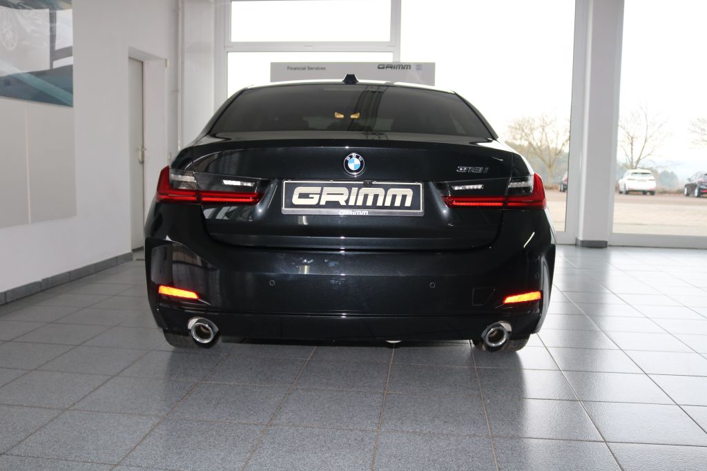 BMW 318 2024