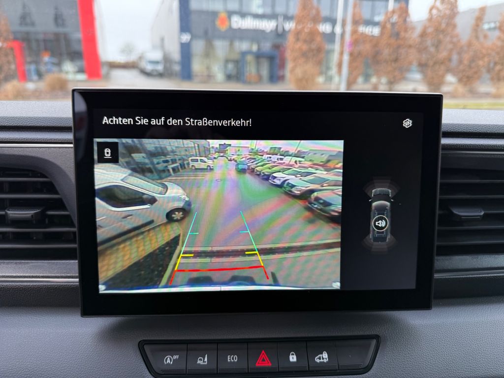 Nissan Interstar 2025