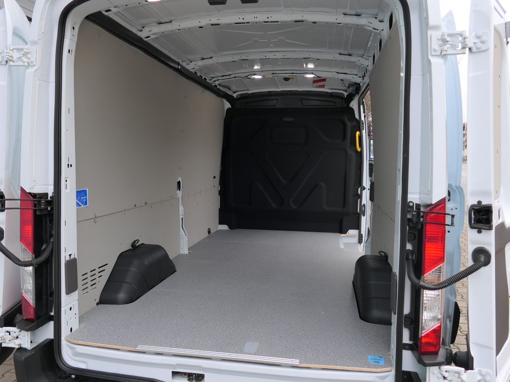 Ford Transit 2022