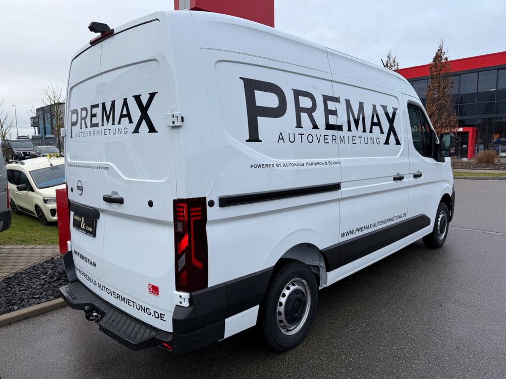 Nissan Interstar 2025