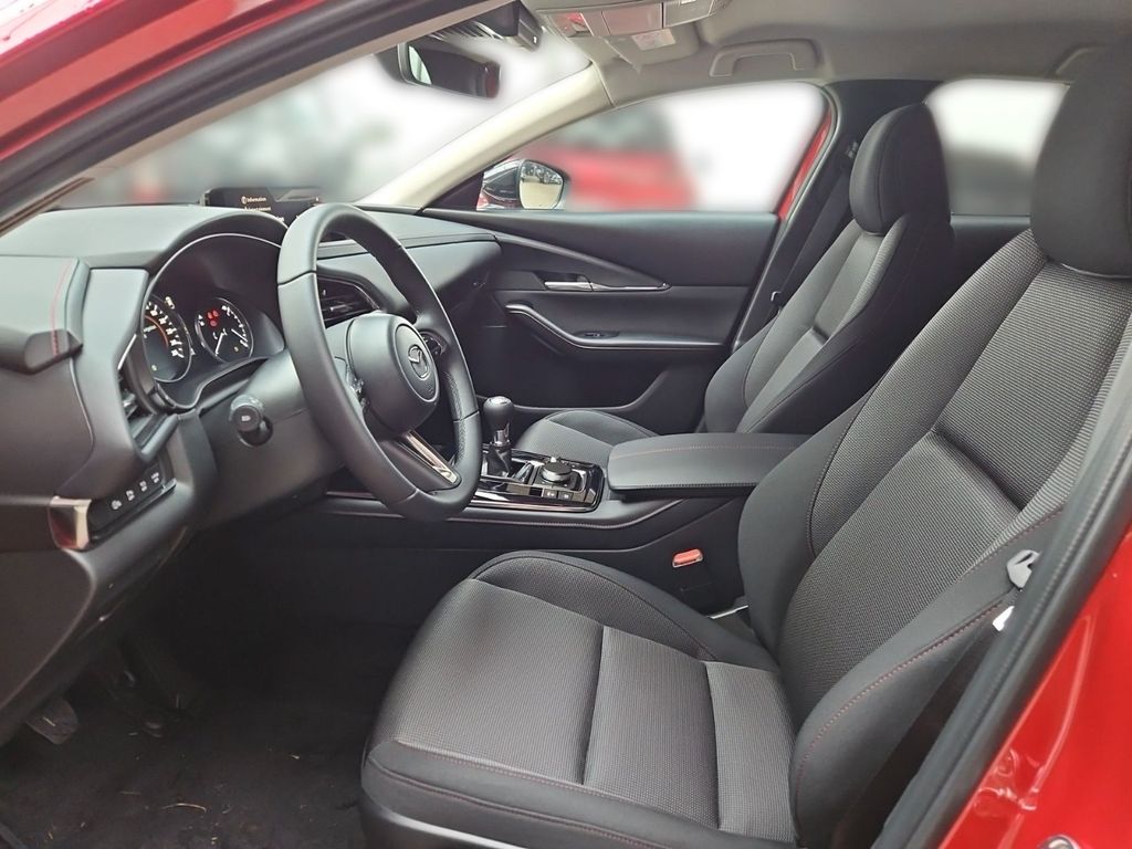 Mazda CX-30 2025