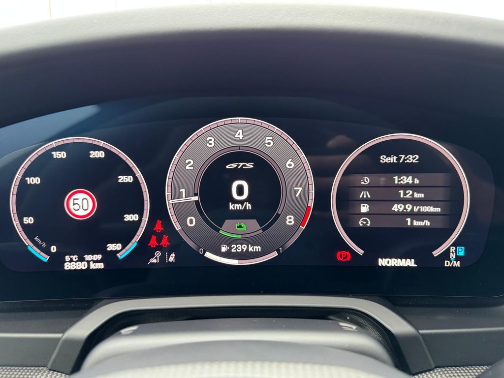 Porsche 992 2025
