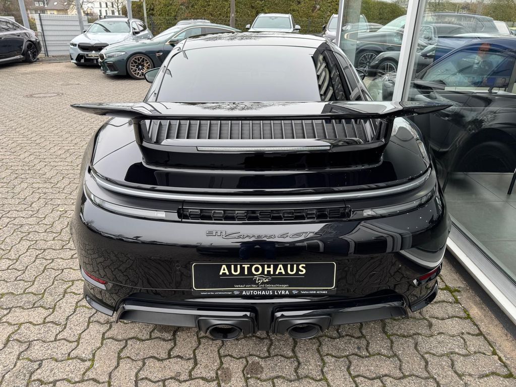 Porsche 992 2025