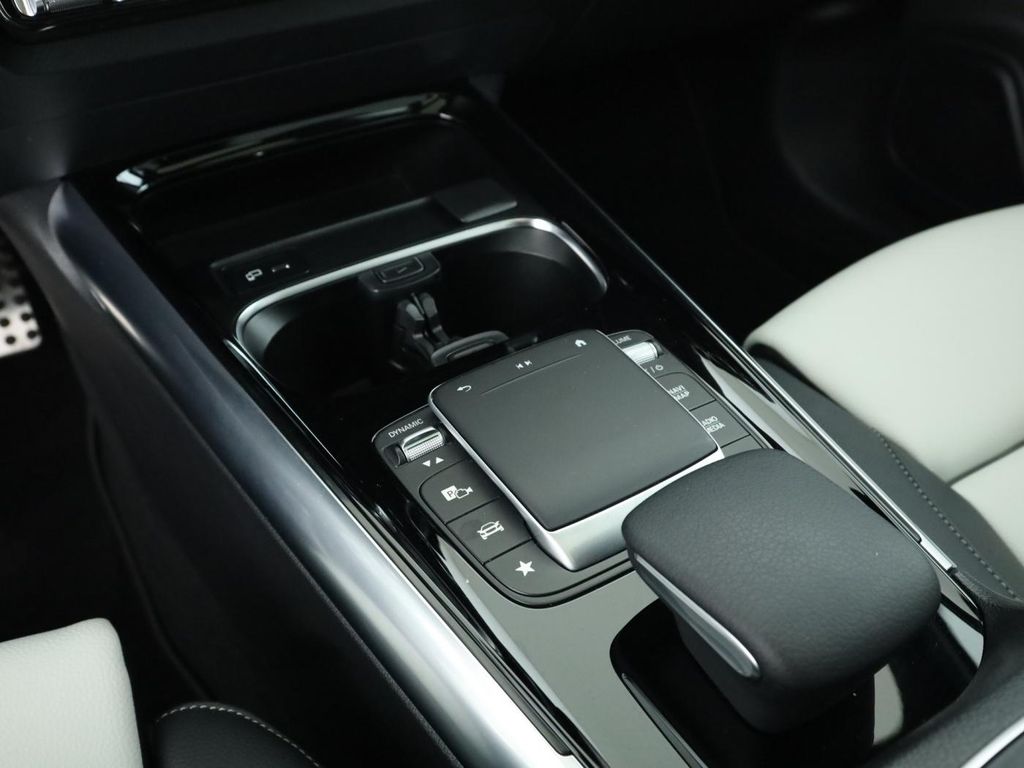 Mercedes-Benz B 250 2021