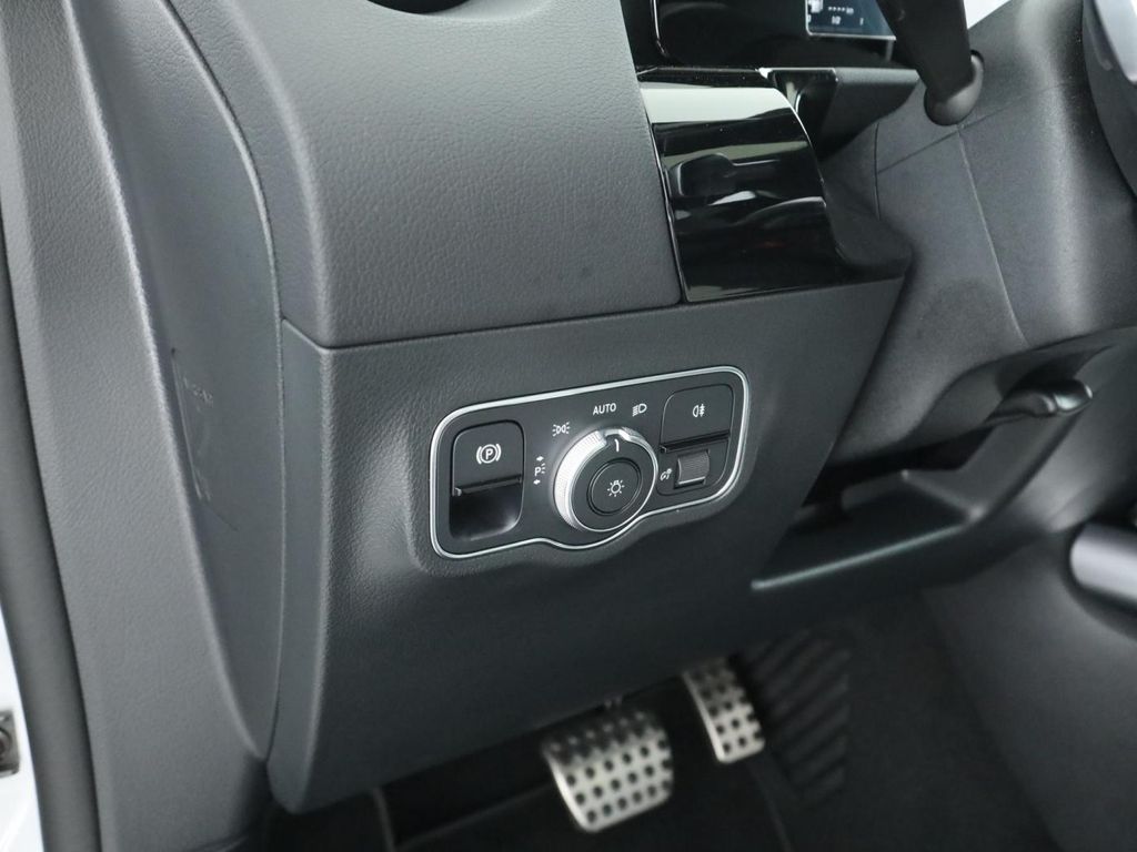 Mercedes-Benz B 250 2021