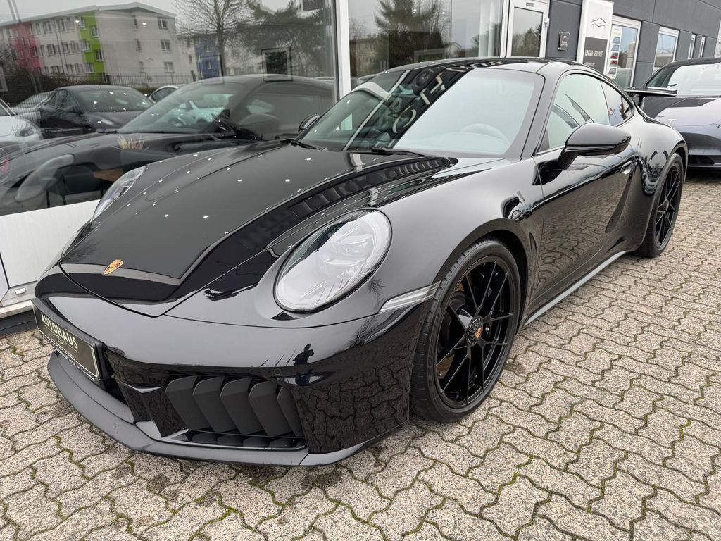 Porsche 992 2025