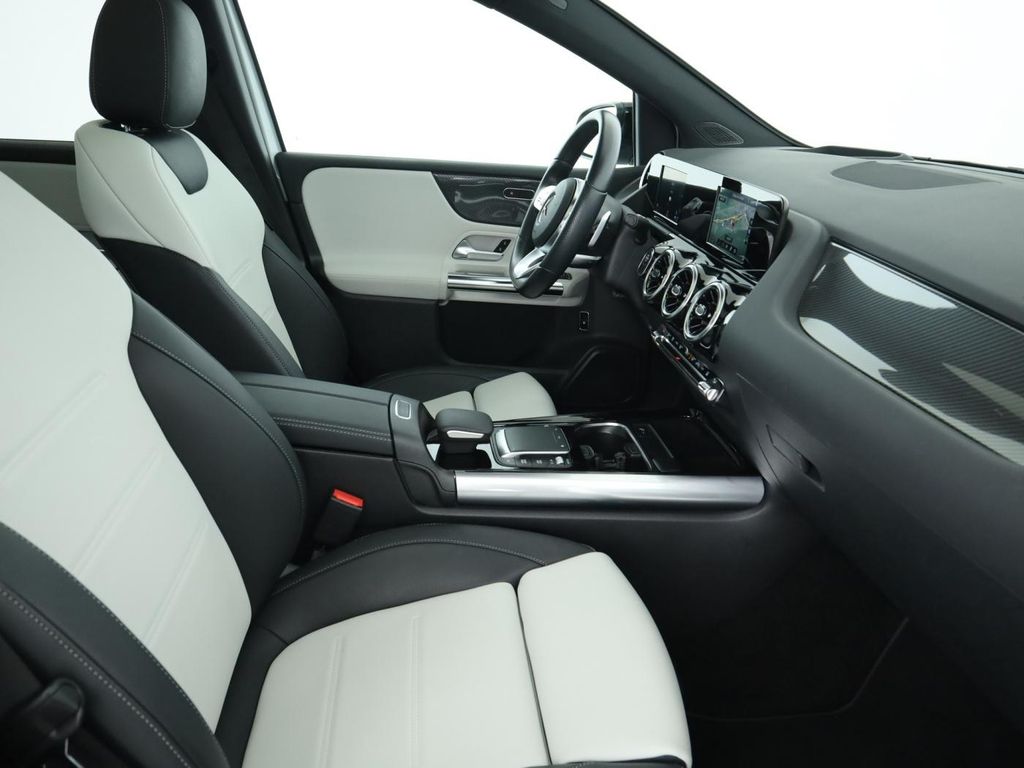Mercedes-Benz B 250 2021