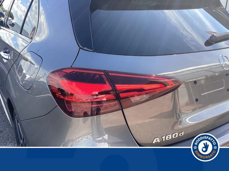 Mercedes-Benz A 180 2025