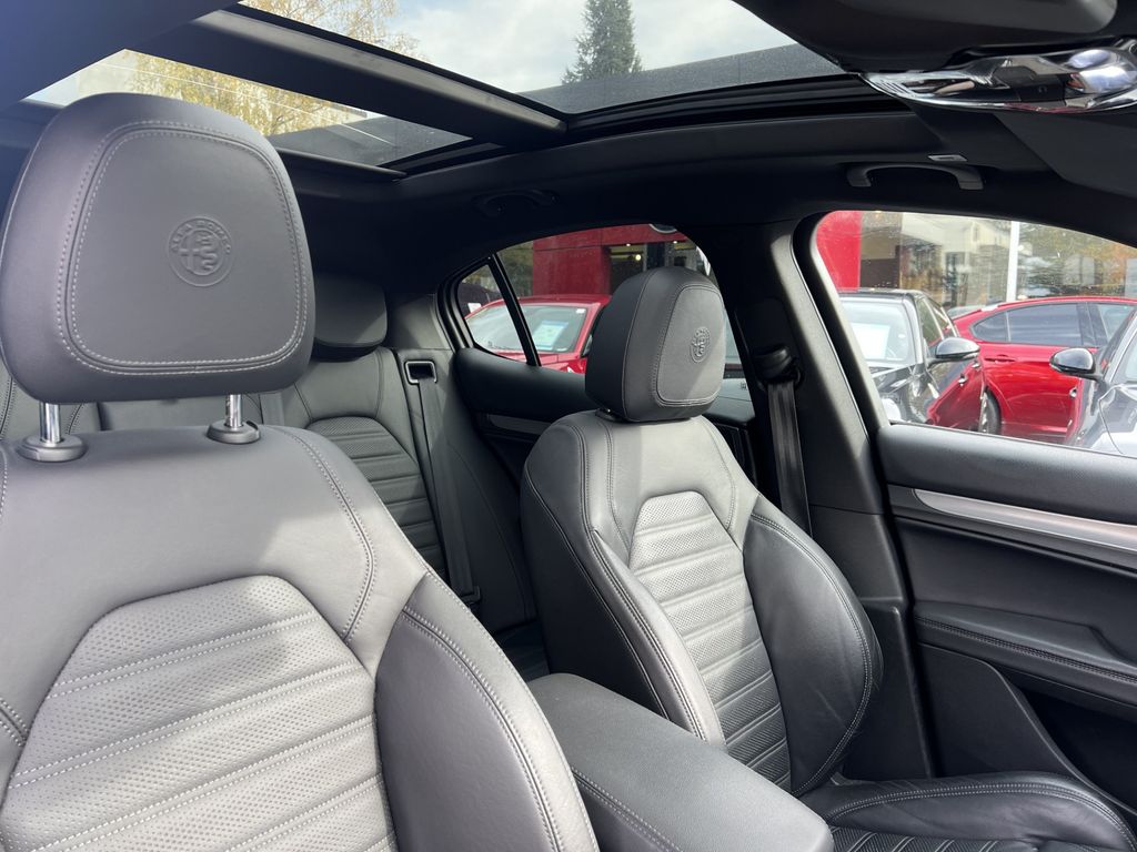Alfa Romeo Stelvio 2022