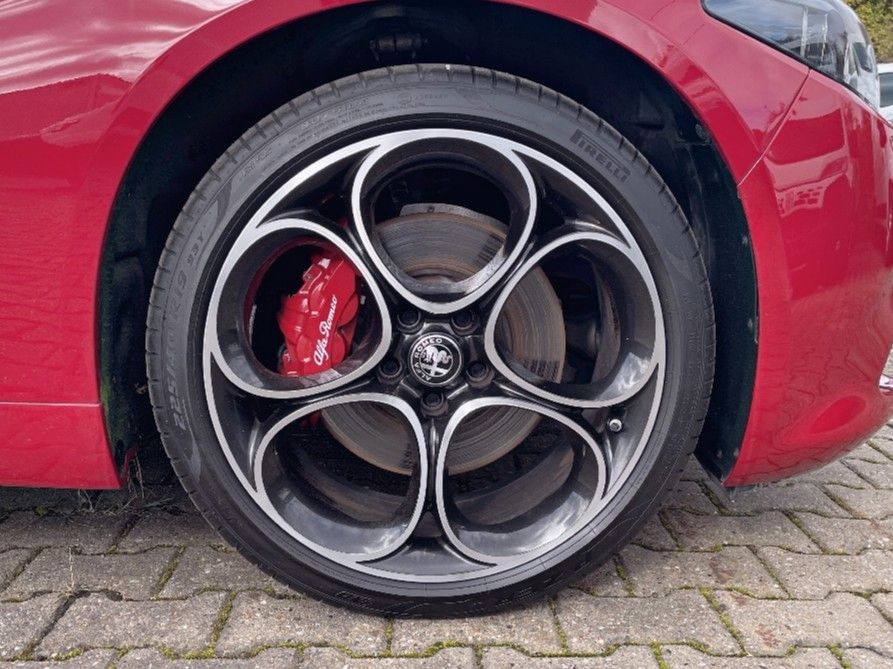 Alfa Romeo Giulia 2023