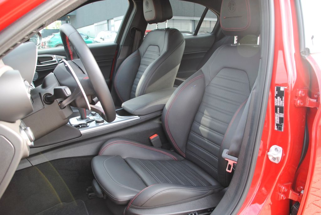 Alfa Romeo Giulia 2023