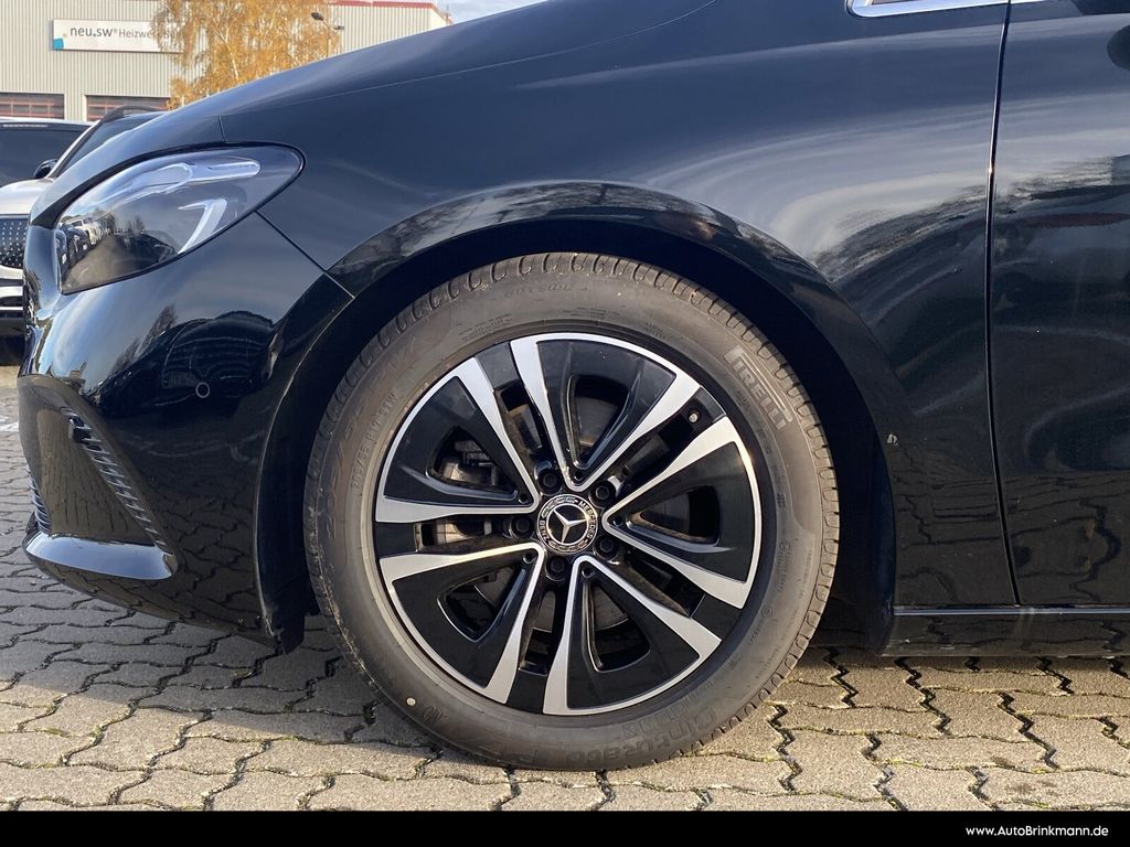 Mercedes-Benz B 180 2024