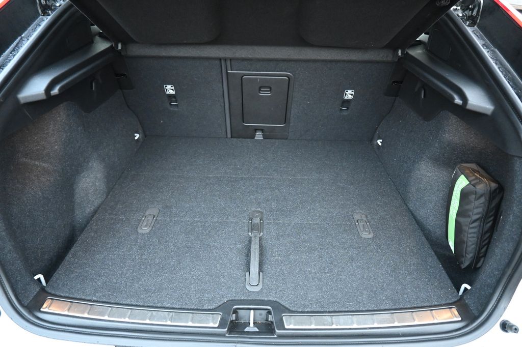 Volvo C40 2022