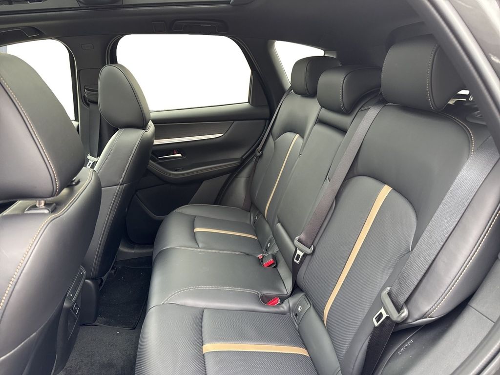 Mazda CX-60 2025