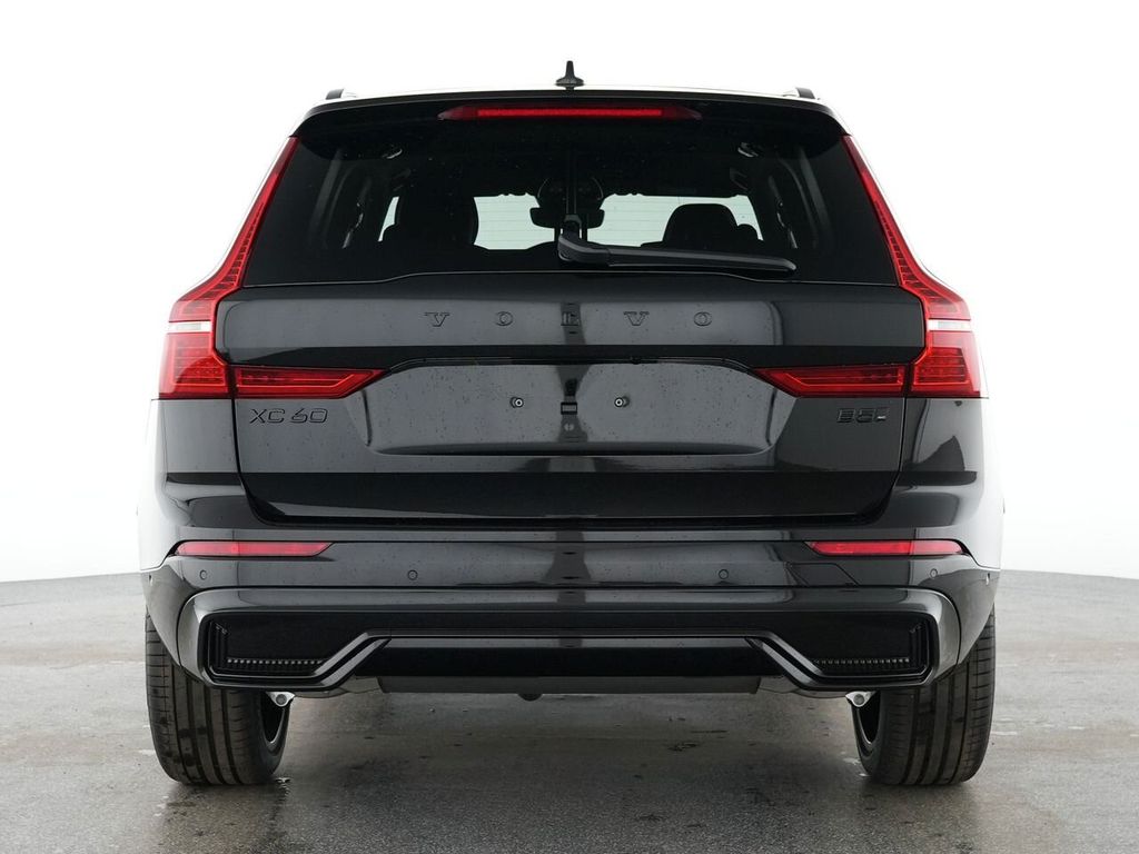 Volvo XC60 2025