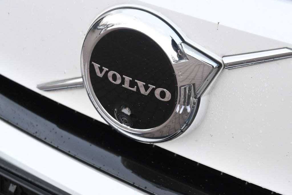 Volvo C40 2022