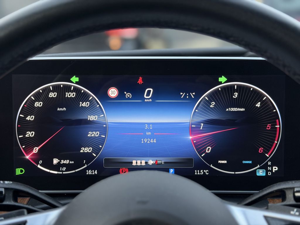 Mercedes-Benz C 300 2023