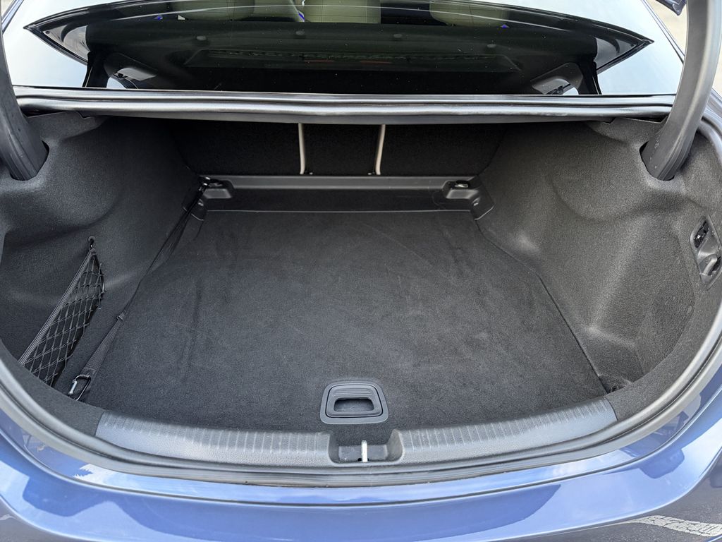 Mercedes-Benz C 300 2023
