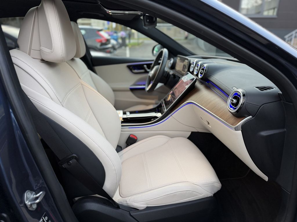 Mercedes-Benz C 300 2023