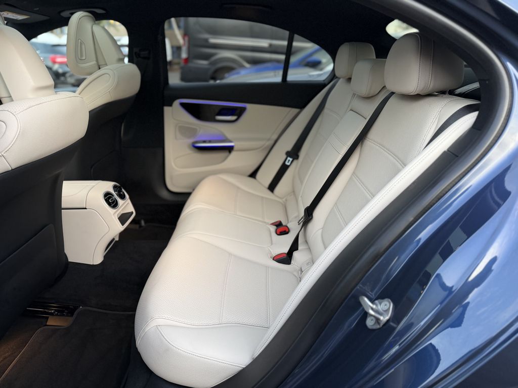 Mercedes-Benz C 300 2023