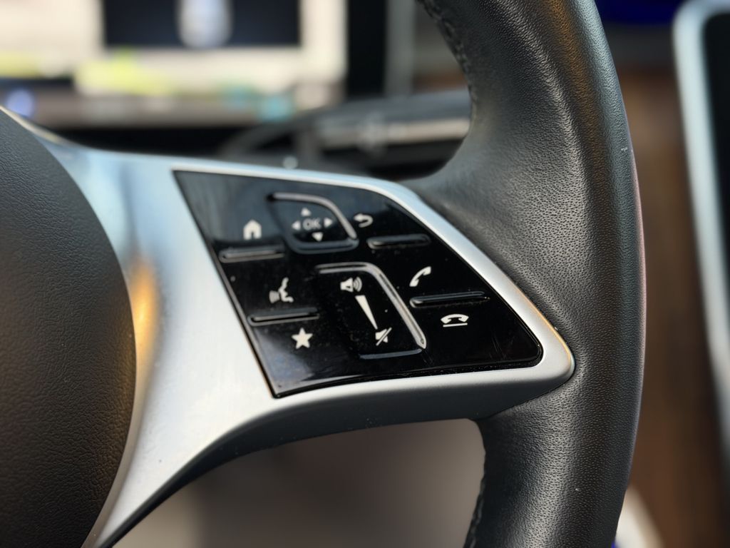 Mercedes-Benz C 300 2023