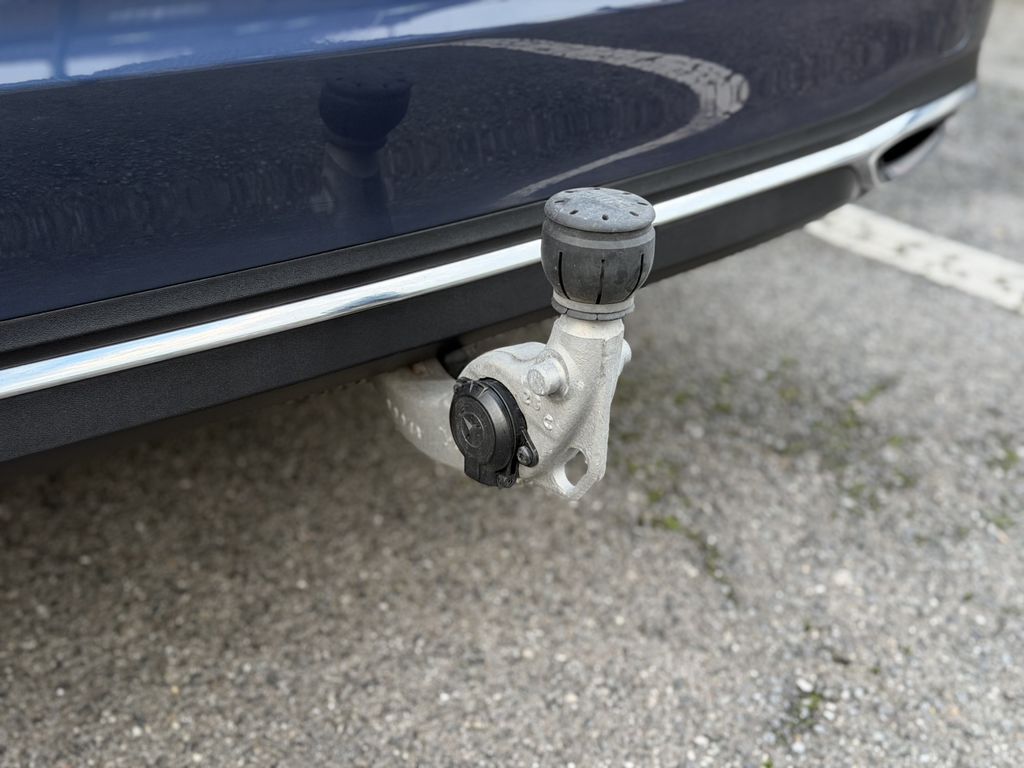 Mercedes-Benz C 300 2023