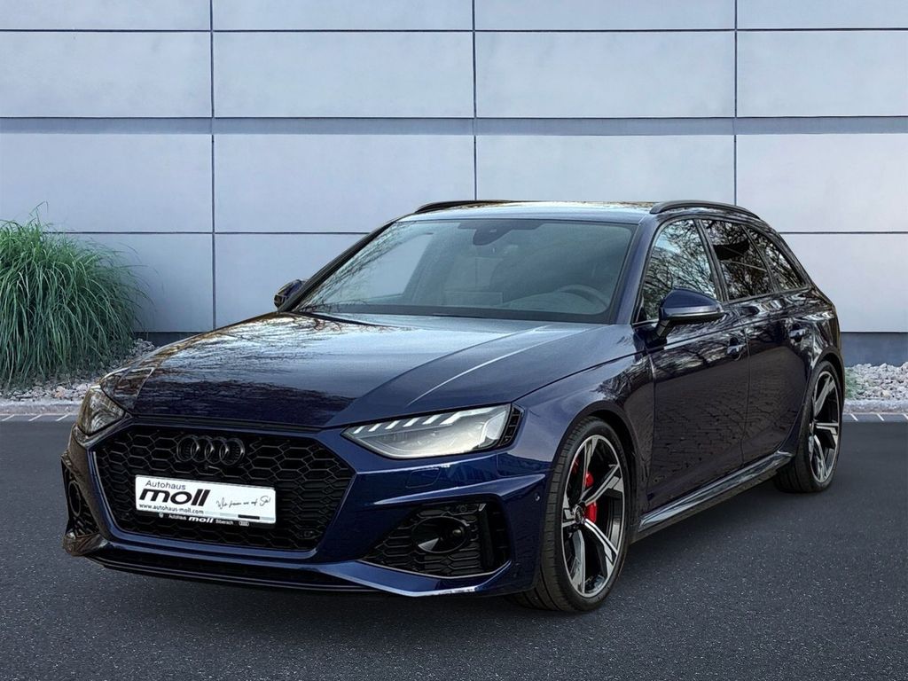 Audi RS4 2022