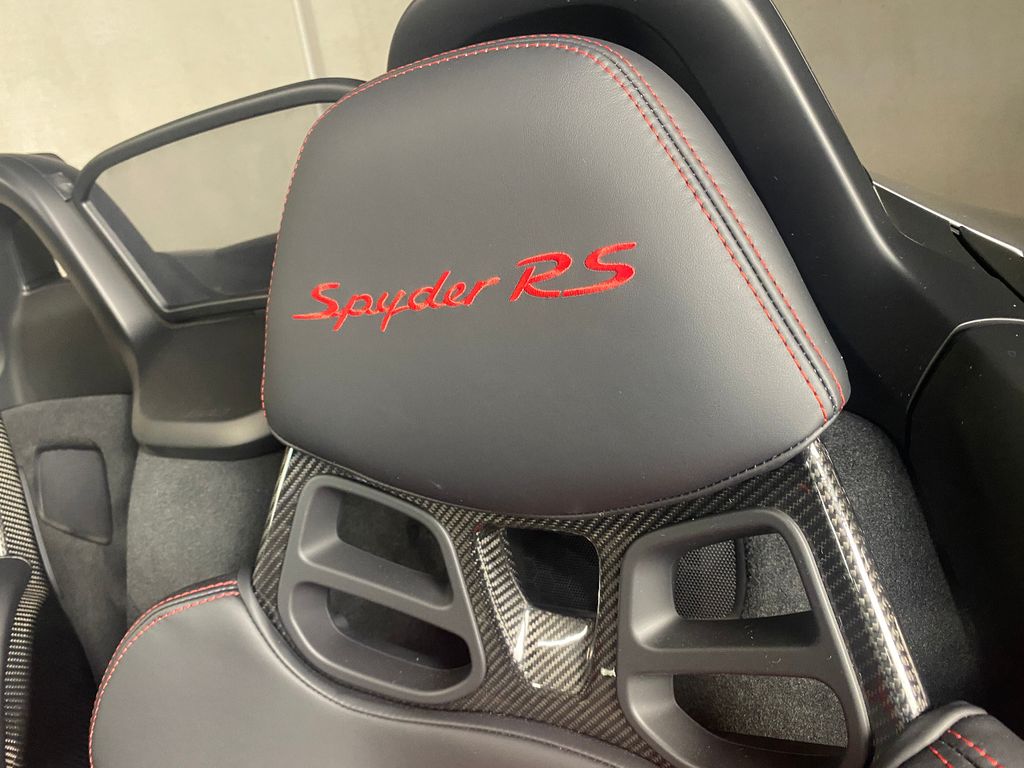 Porsche Boxster 2025