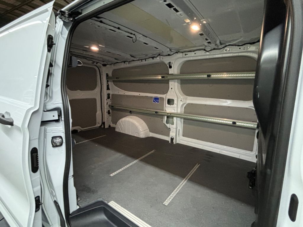 Ford Transit Custom 2024