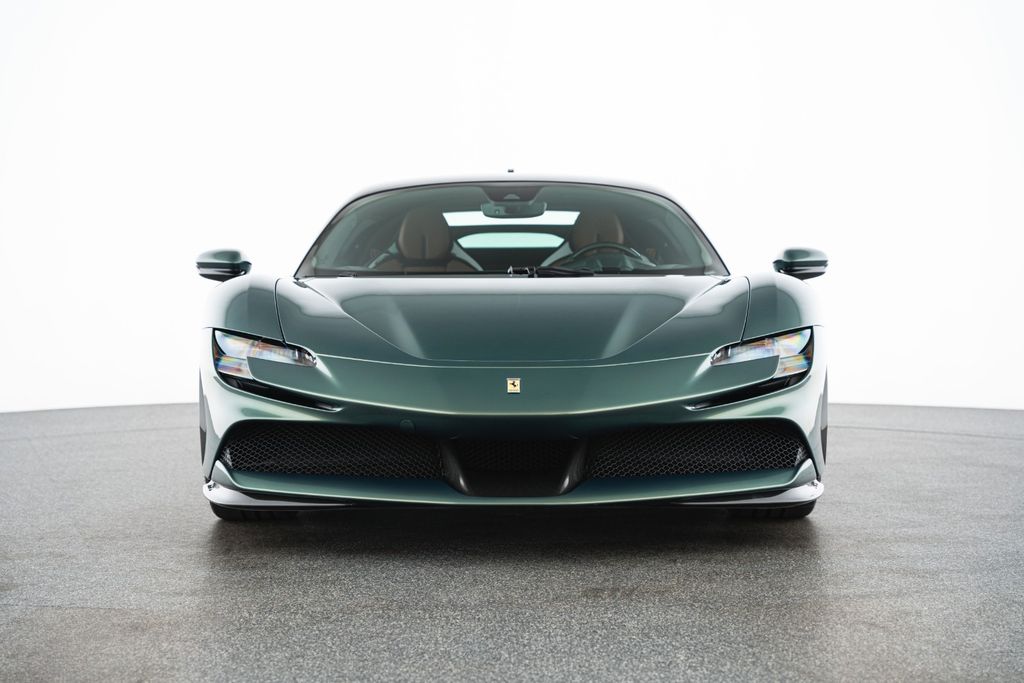 Ferrari SF90 2024