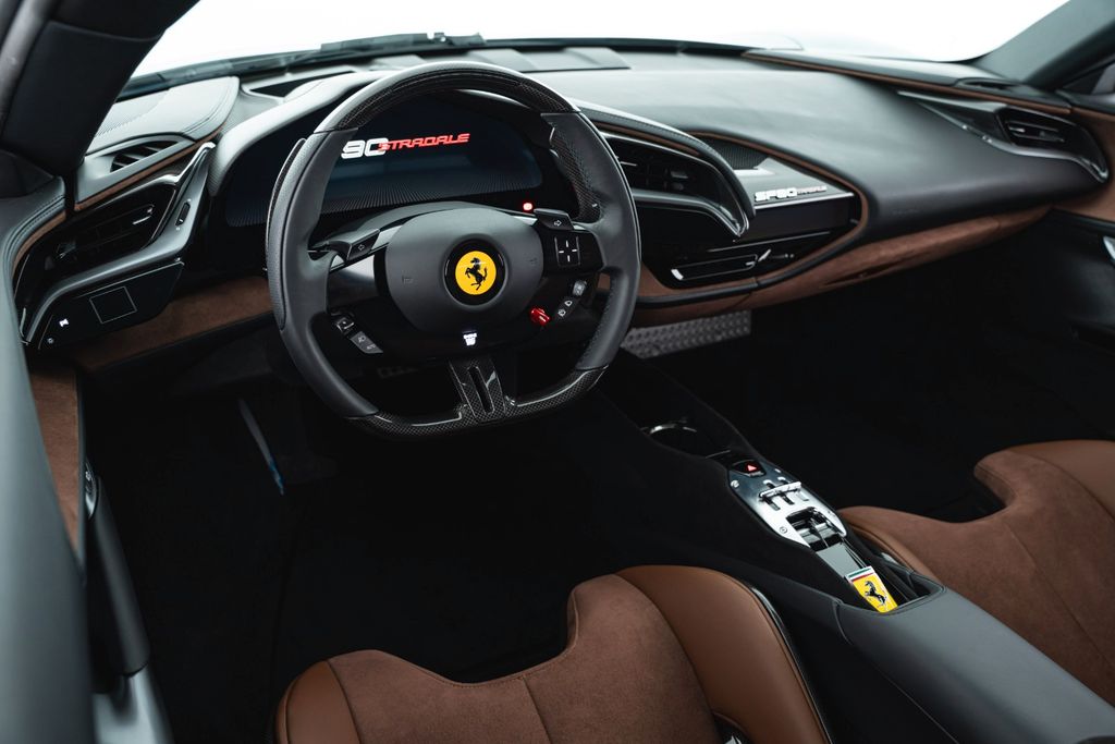 Ferrari SF90 2024