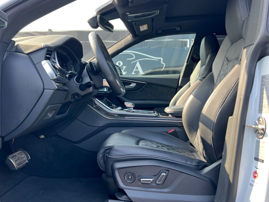 Audi SQ8 2021