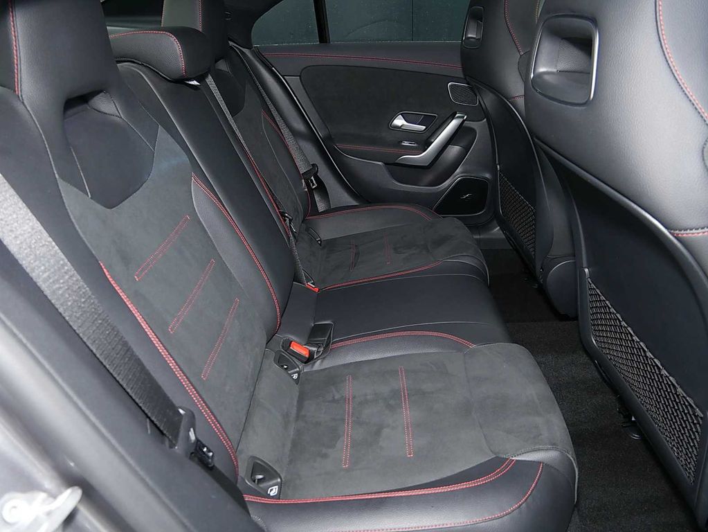 Mercedes-Benz CLA 200 2020